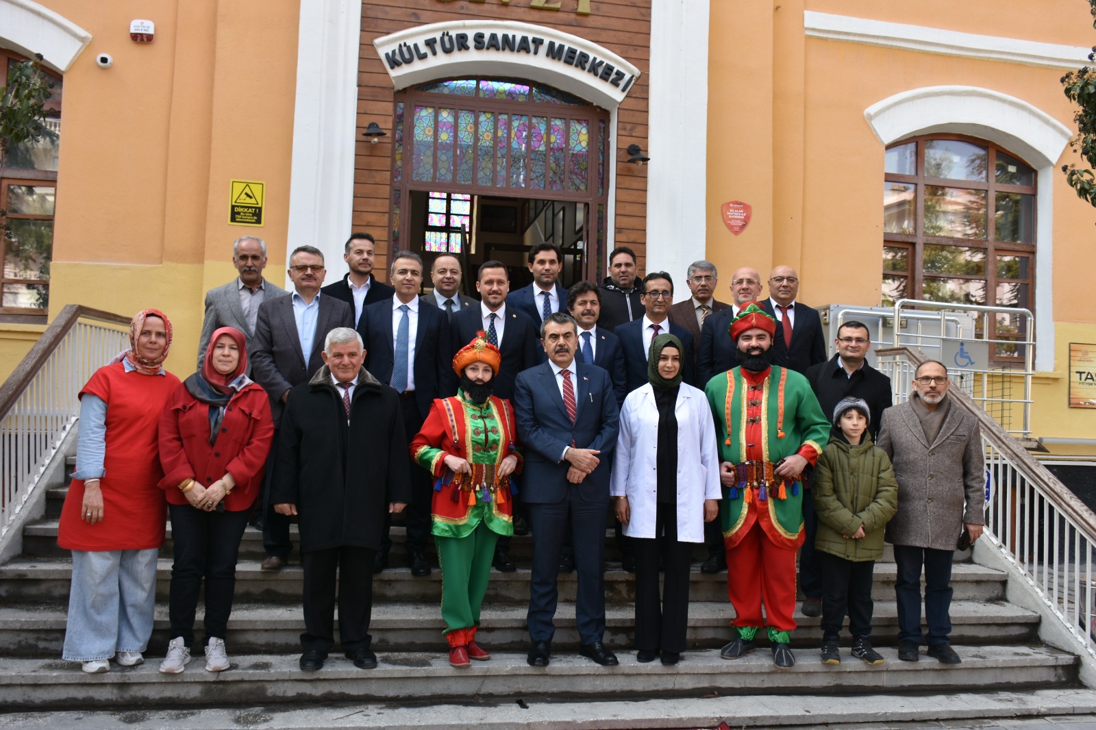 Millî Eğitim Bakanı Yusuf Tekin’den Gazi Kültür ve Sanat Merkezi’ne Ziyaret